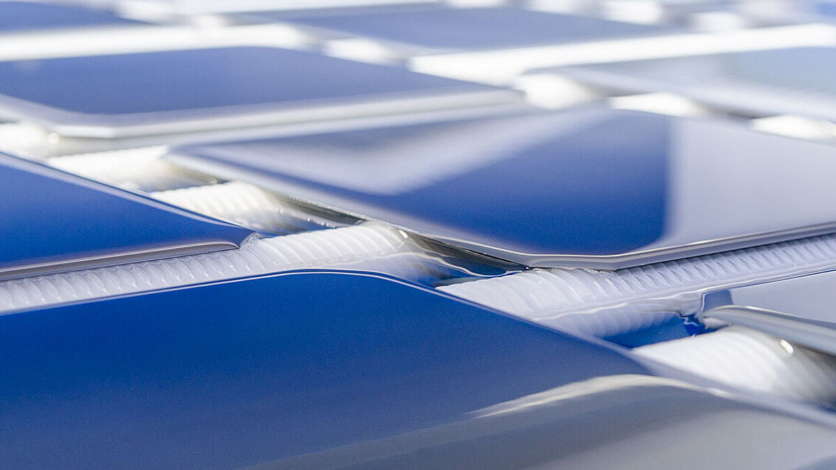 wafer transport via shafts of a wet-chemical RENA inline machine