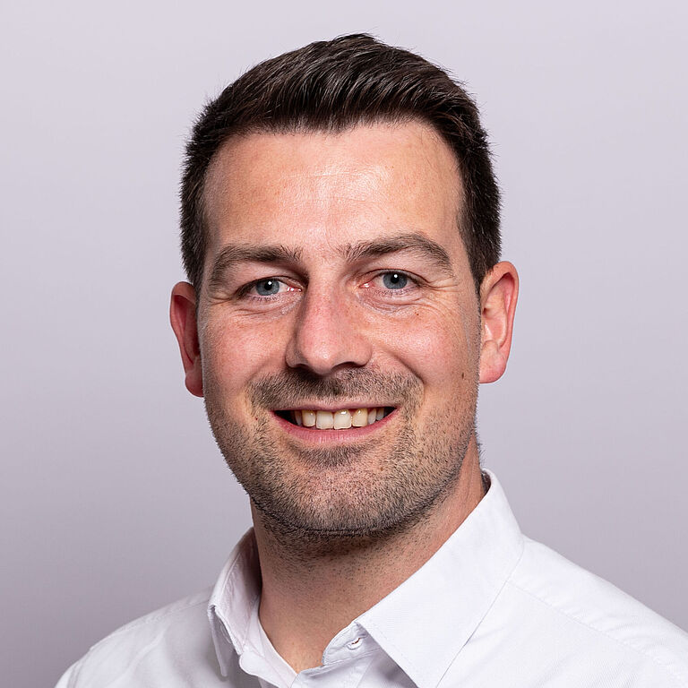 Lars Dorer Service Sales