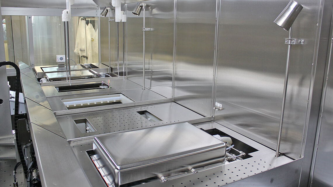 Stainless steel Vapor-Dryer that provides a single-step process